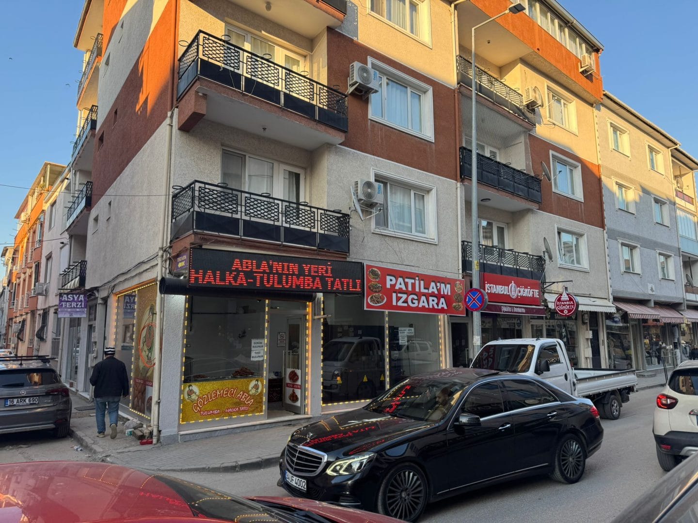 Bursa Gürsu’da Şehit Cüneyt Yıldız Caddesi’ne Cephe Satılık 40 m² Dükkan - 2
